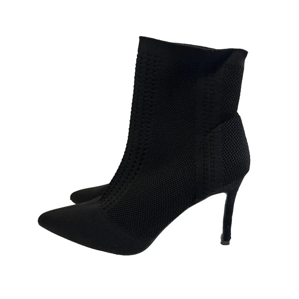 Catherine Malandrino Donito Black Knit Pointed Toe Ankle Booties Women’s 9
